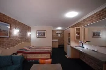 Motel Country Gardens Motor Inn Toowoomba